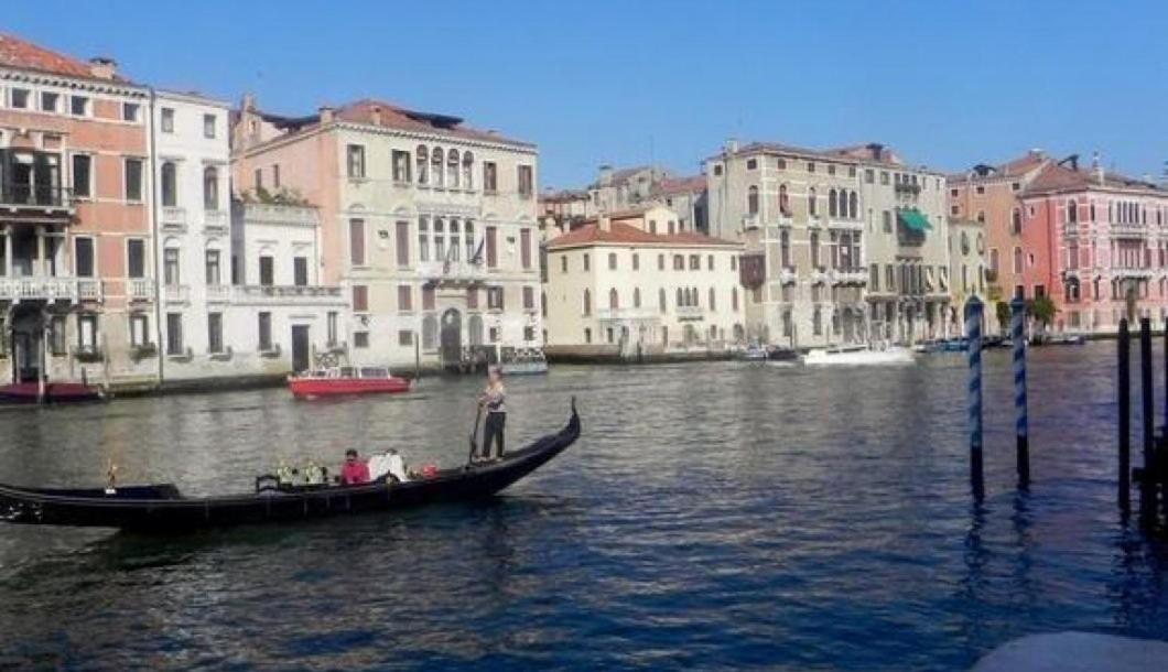 Apartamento San Stae Casa Aurora Venecia Exterior foto