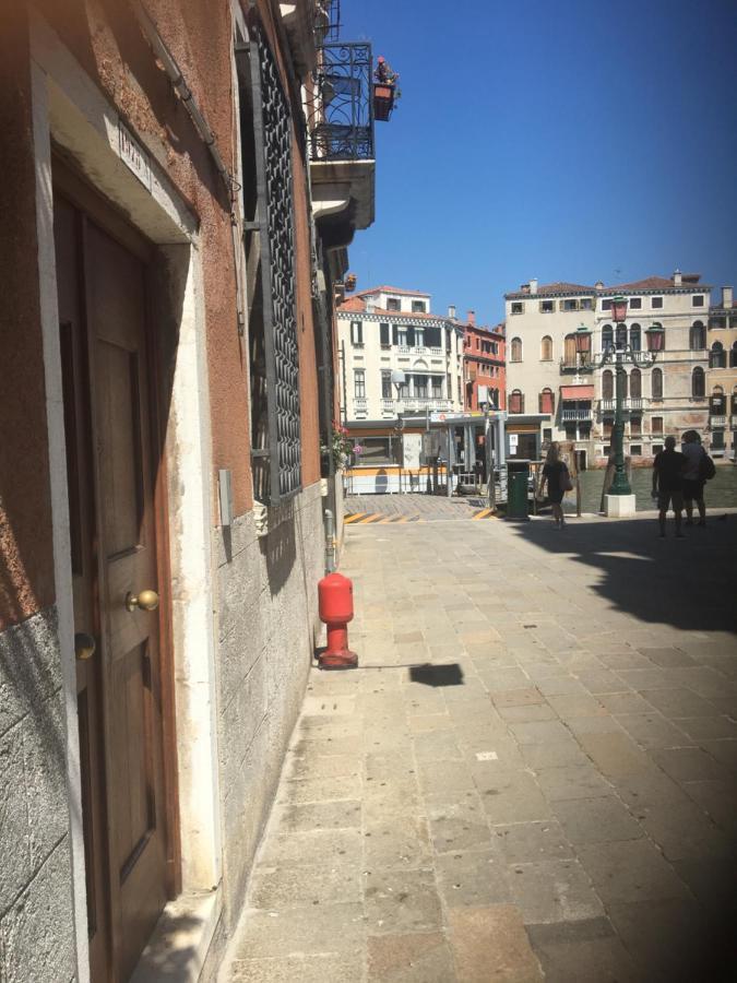 Apartamento San Stae Casa Aurora Venecia Exterior foto